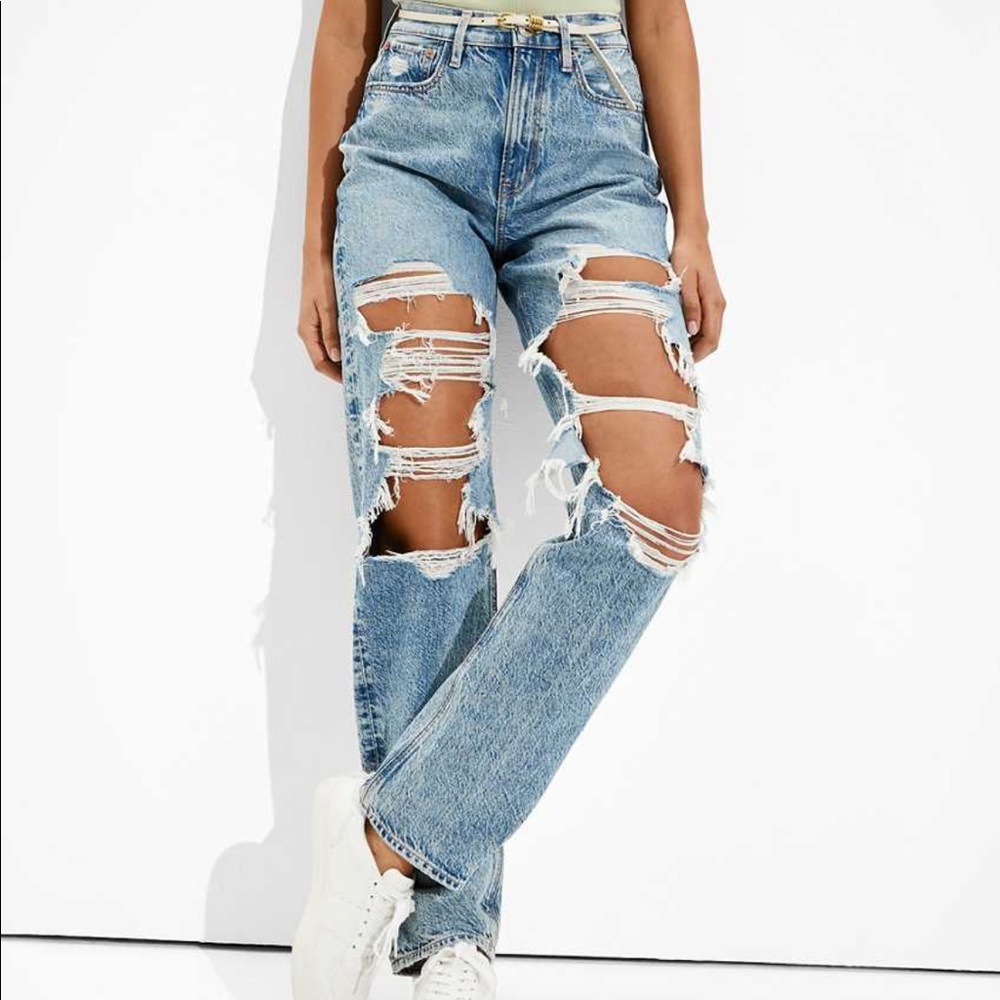 American eagle ripped mom jeans